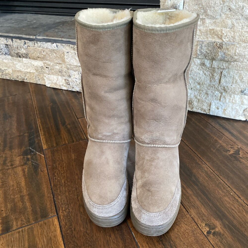 UGG Australia Ultra Tall Braid Suede #5245 Sheepskin Shearling Brown Boot Size 9 - Picture 5 of 7